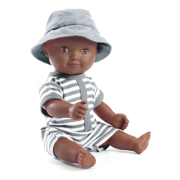 Muñeco Baby Boy Samra Pomea Djeco - Djeco - PetitGegant