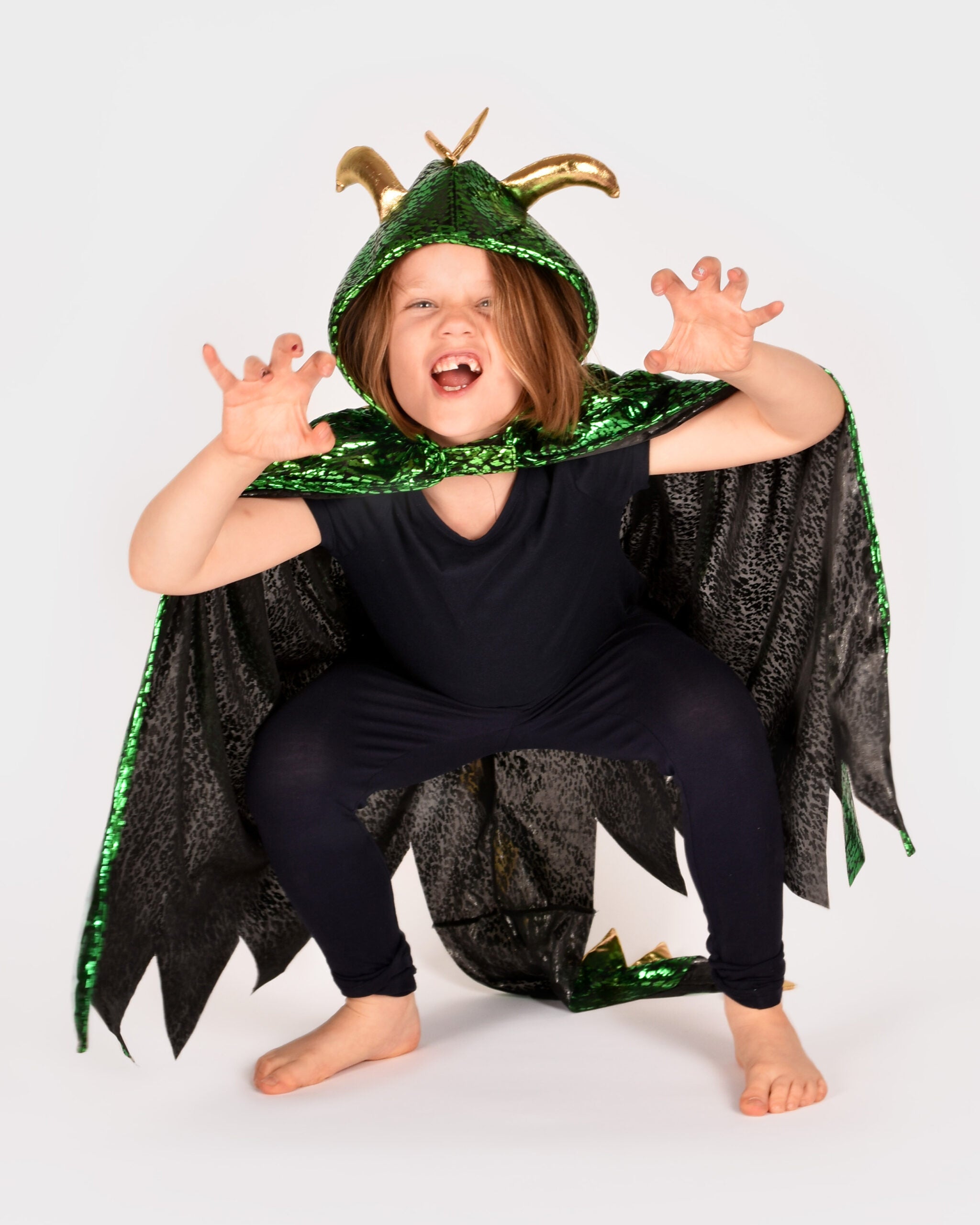 Capa-Difraz Dragón Verde 3 a 8 Años Den Goda Fen